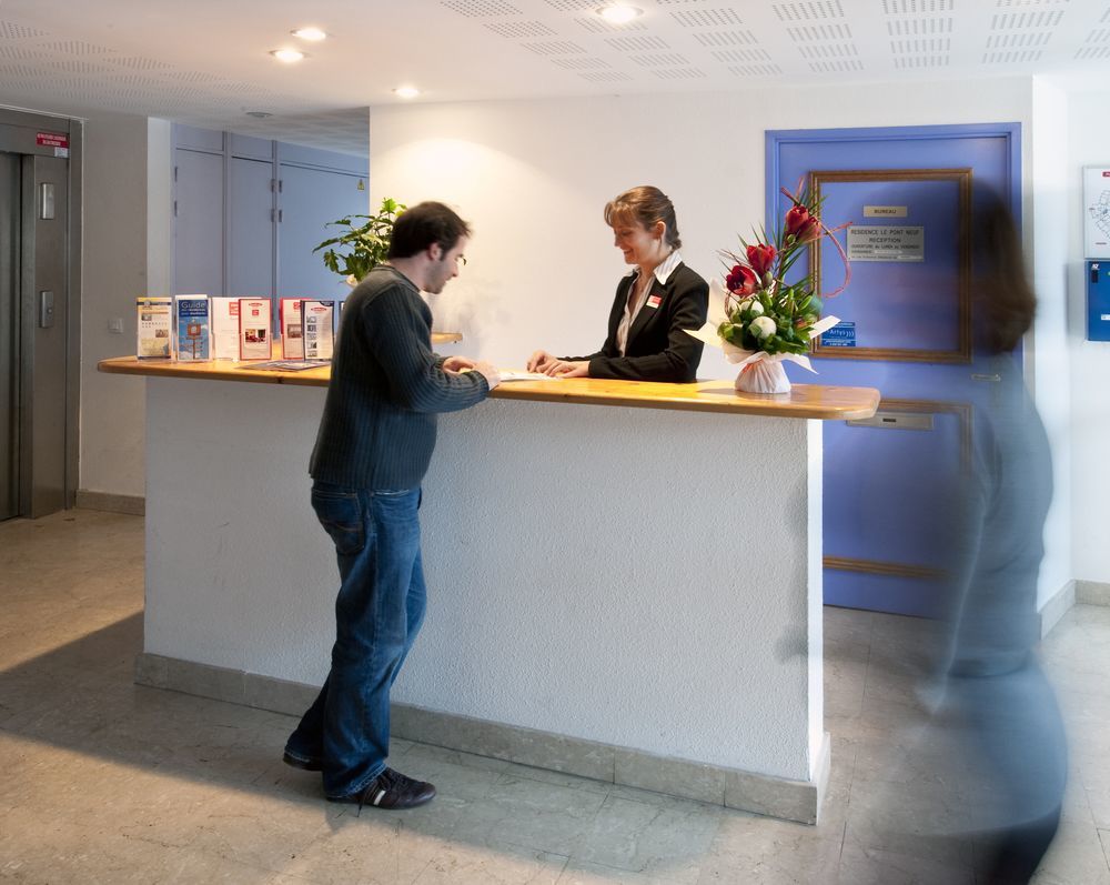 Aparthotel Sejours & Affaires Annecy Le Pont Neuf