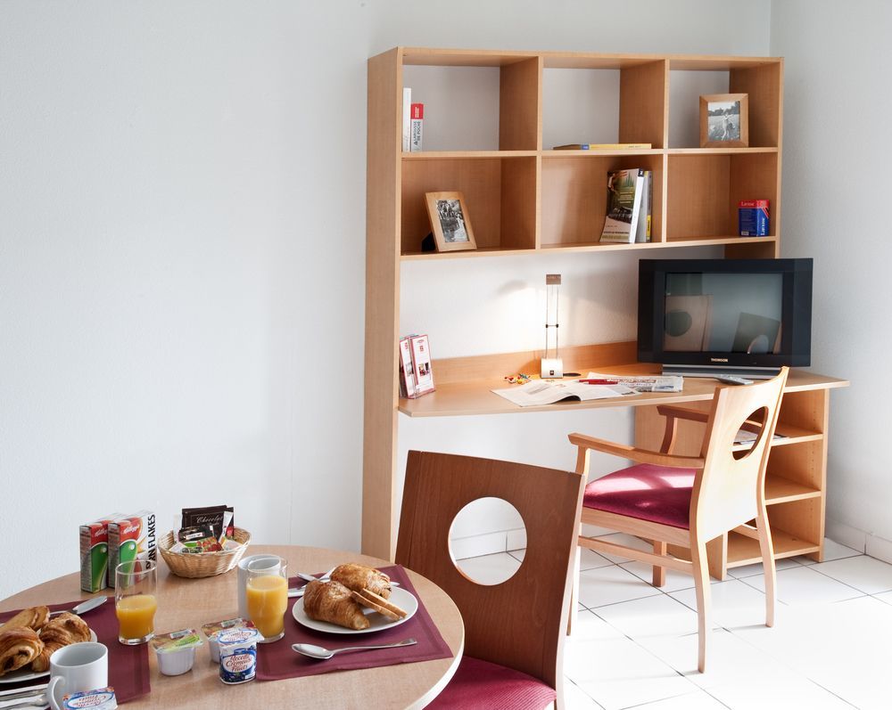 Aparthotel Sejours & Affaires Annecy Le Pont Neuf Cran-Gevrier